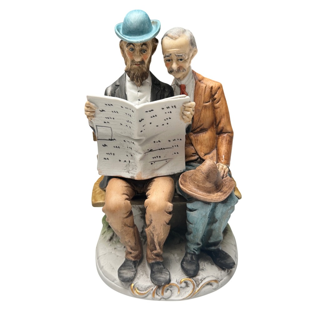 Vintage Napcoware Porcellane D'Arte Figurine Old Men Reading Newspaper C-9199